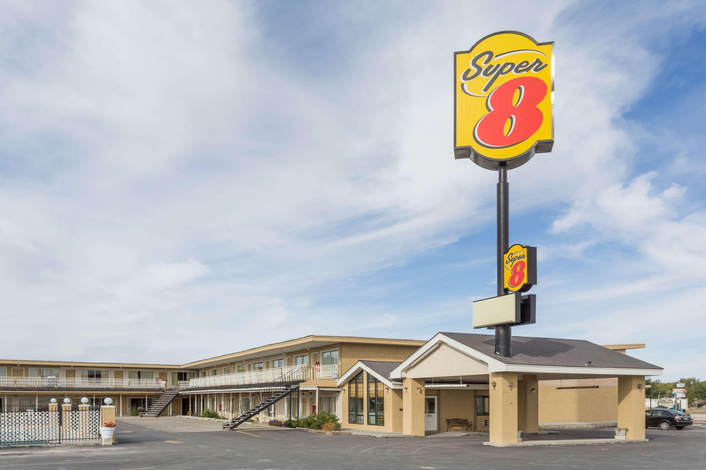 Super 8 By Wyndham Wells Hotel Luaran gambar